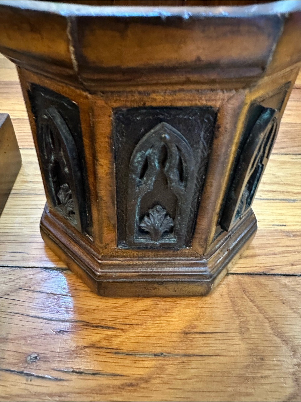 Vintage Antique Gothic Revival Wooden Desk Set Valet Tray & Octagonal Organizer - Picture 3 of 12